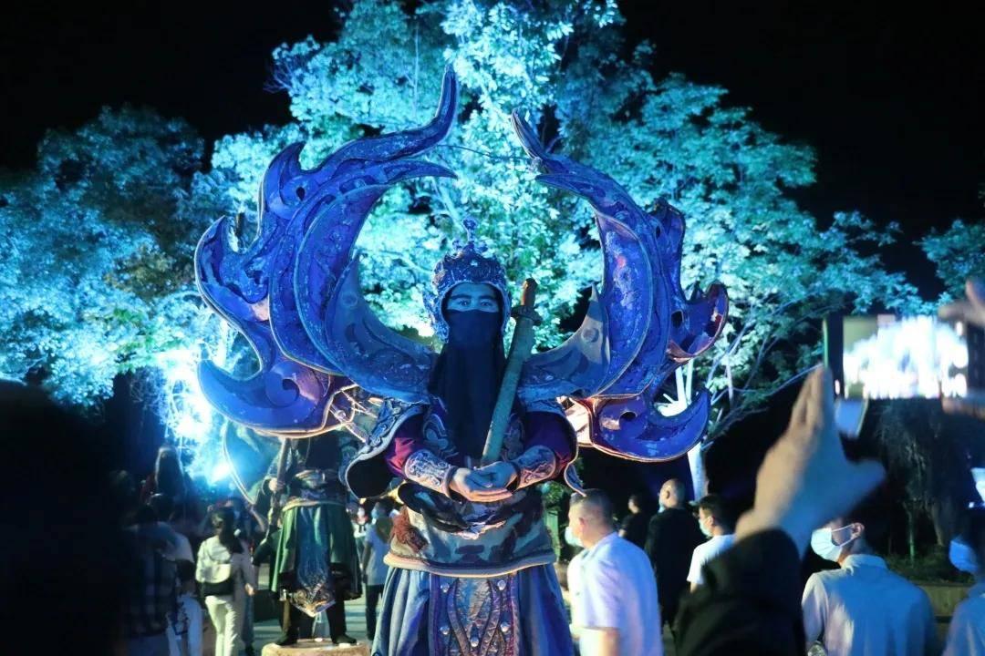 鲁西化工(000830.SZ)：2023年度净利润预降72.11%-75.28%