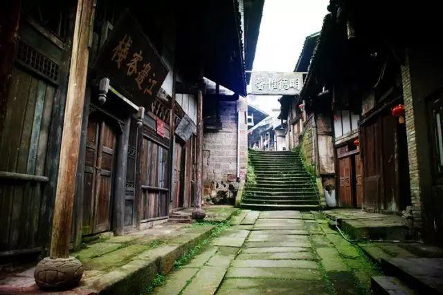 深入学习知识,加入画图恰似归家梦,千里河山寸许长上下两句是什么,出自知识星球,提升自我